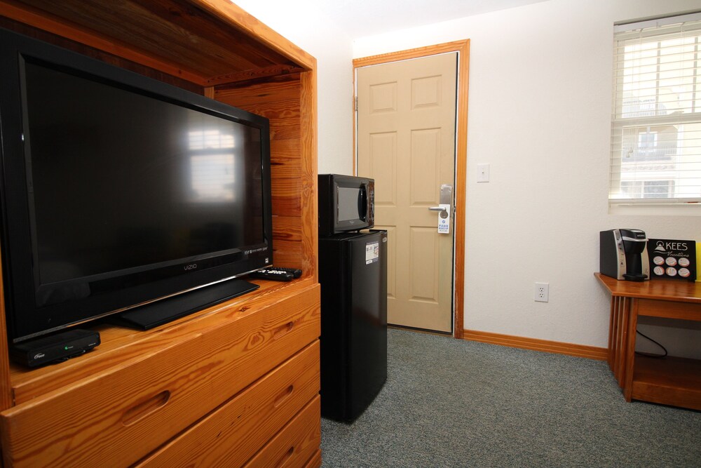 Driftin Sands Motel - photo 26