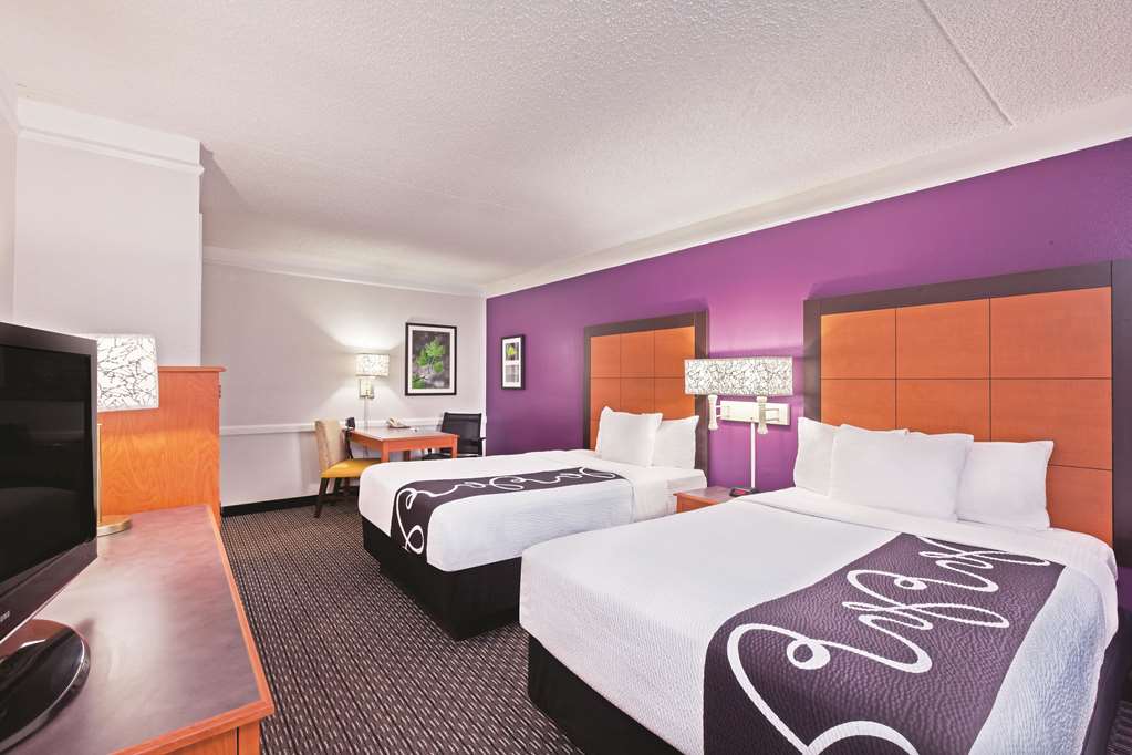 La Quinta Inn by Wyndham Odessa - photo 17