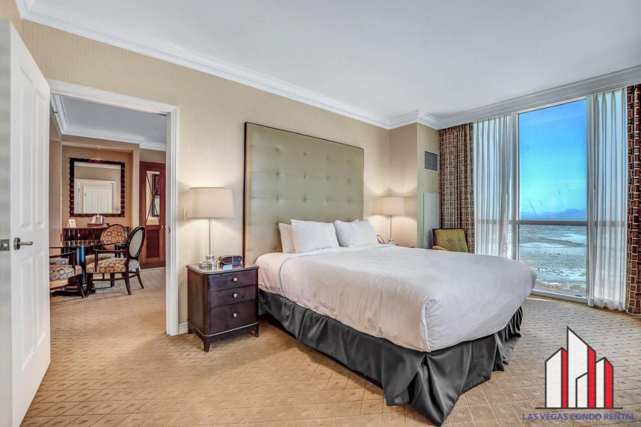 MGM Signature 25 702 1Bedroom 2Bath Balcony Suite
