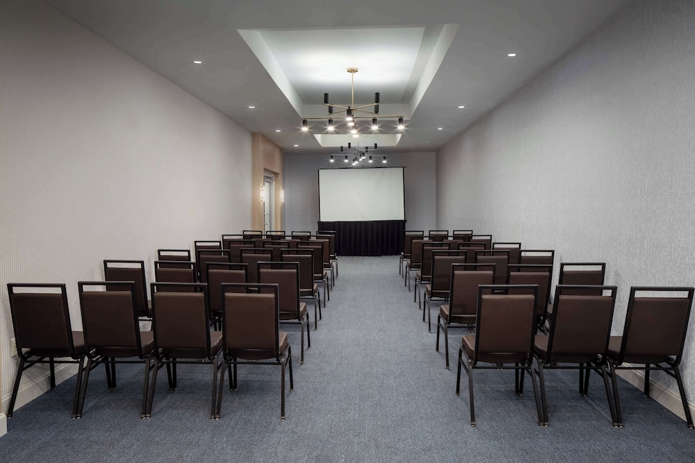 DoubleTree by Hilton Princeton - photo 41