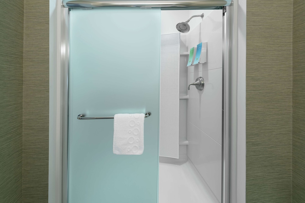 Home2 Suites by Hilton Austin Airport - photo 25