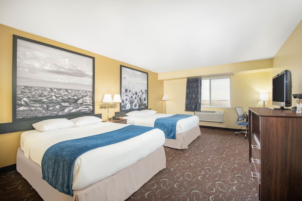 Four Seasons Inn North Dakota - photo 4