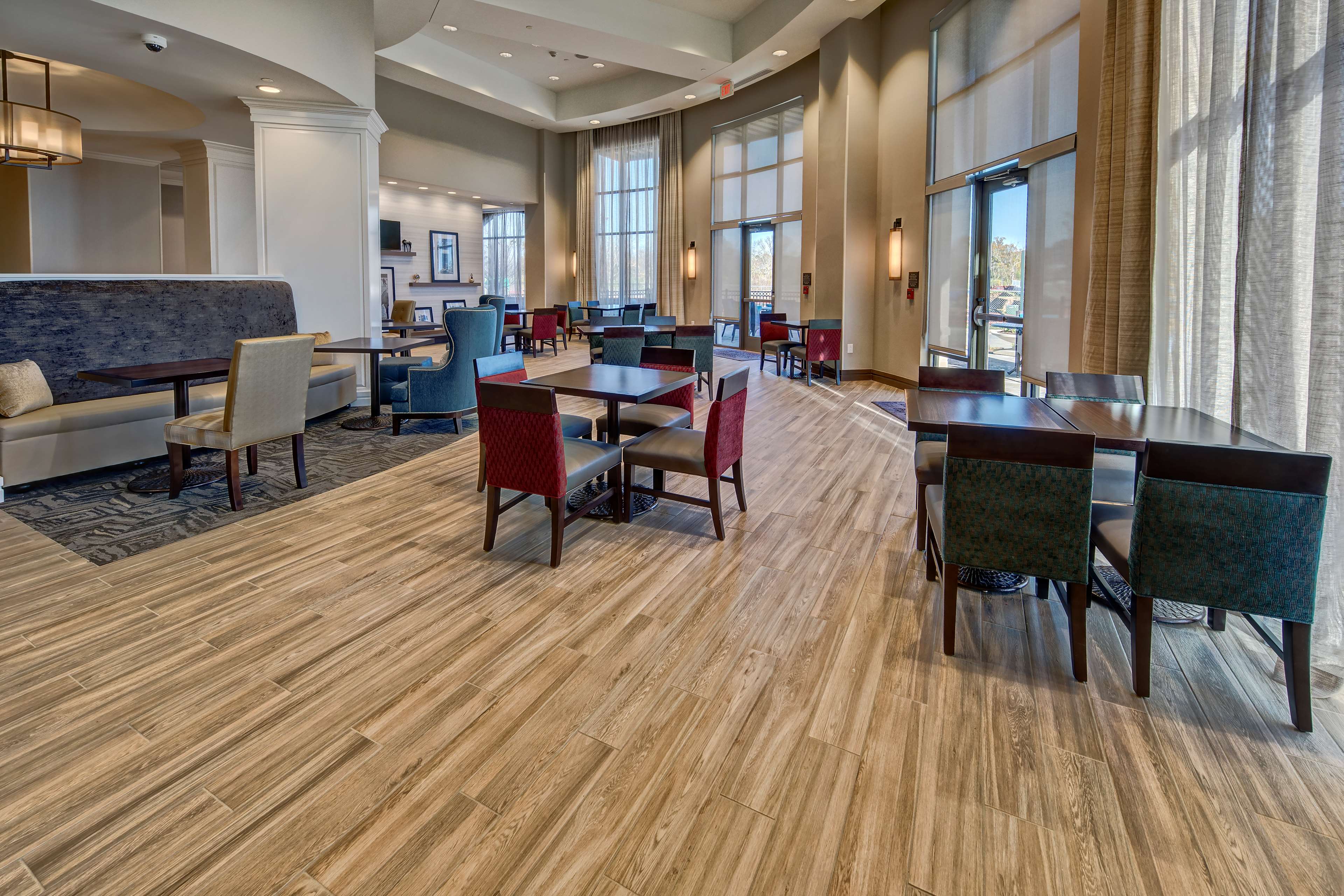 Hampton Inn & Suites Franklin Berry Farms - photo 12