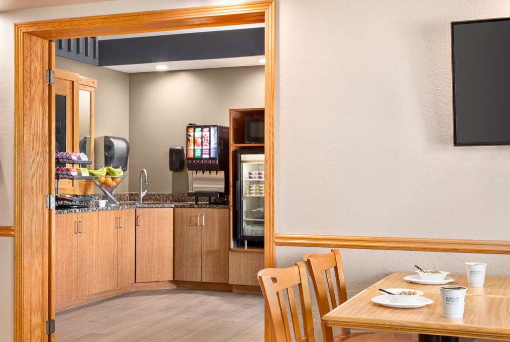 AmericInn by Wyndham Bemidji - photo 38