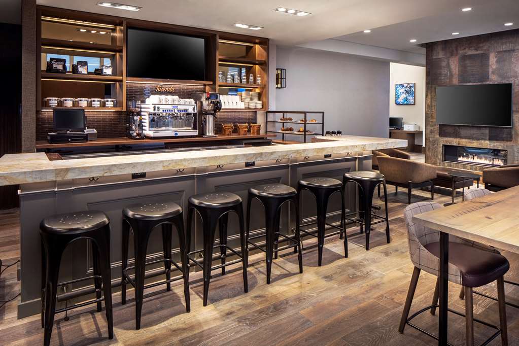 Hyatt Centric Faneuil Hall Boston - photo 7