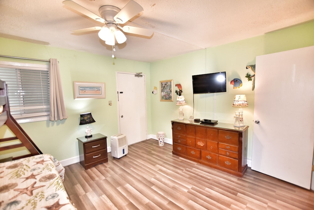 0112 Waters Edge Resort condo - photo 11
