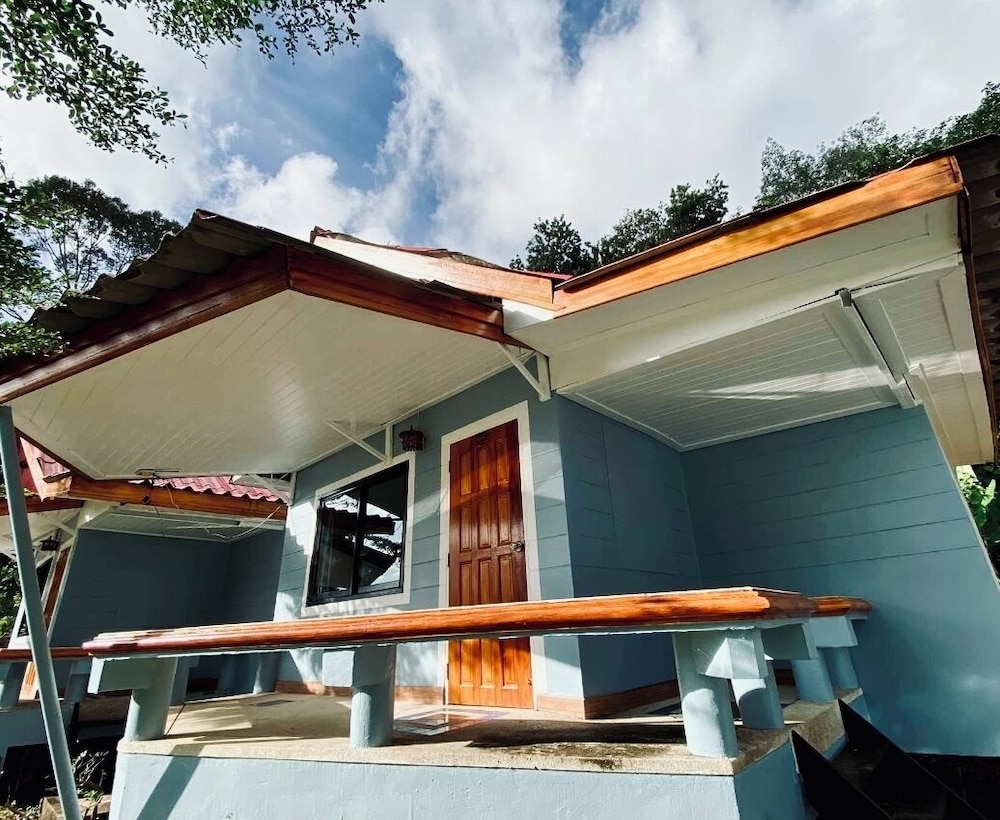 Koh Chang Cabana Hotel With Swiming Pool in Trat, Thailand