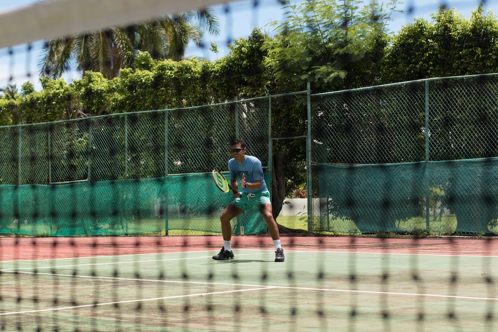 Tennis court