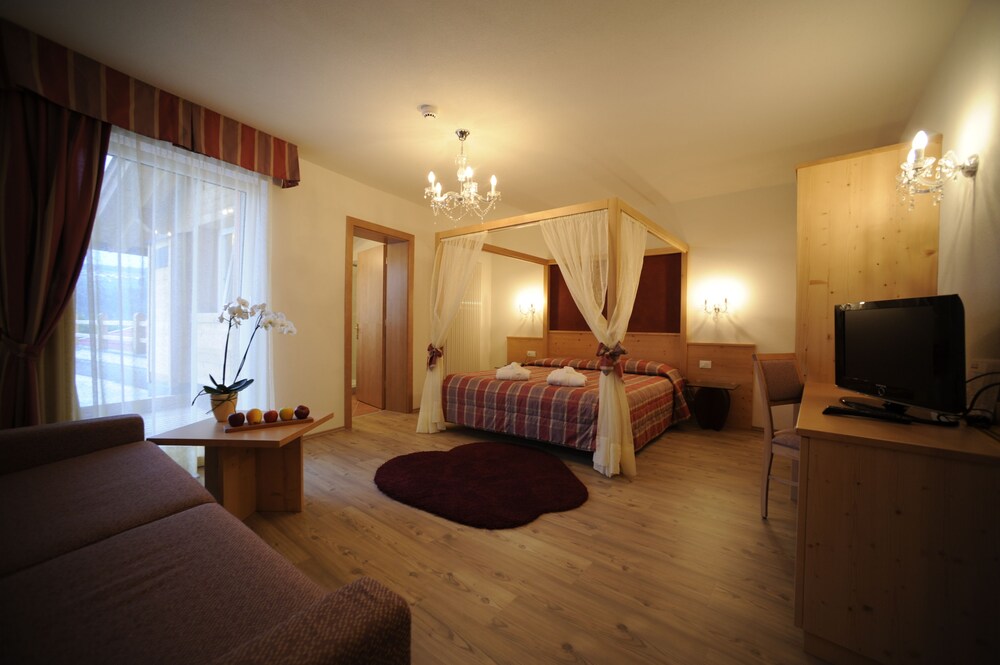 Hotel Casez Wellness&Family — hotel in Sanzeno