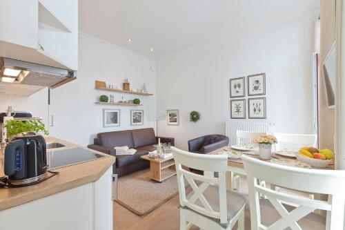 Luisenhof Whg 05 — 4-Star Luxury Hotel in Norderney, Germany