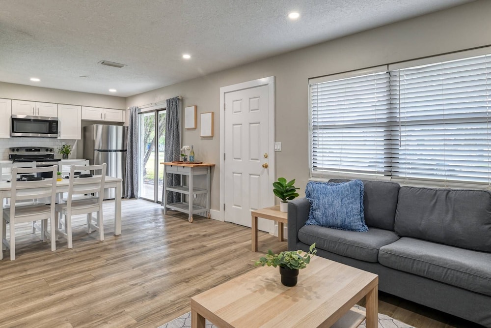 Anastasia Adventure 1 - photo 5