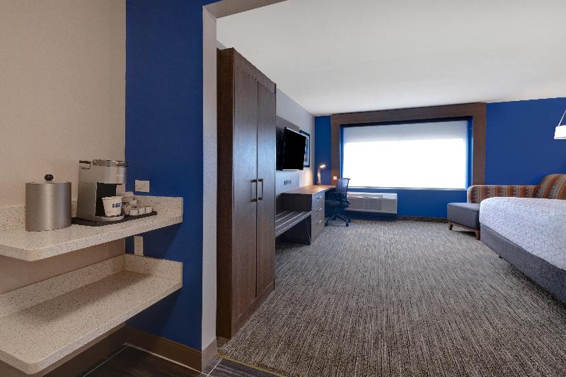 Holiday Inn Express & Suites Grand Rapids South Wyoming by IHG - photo 30
