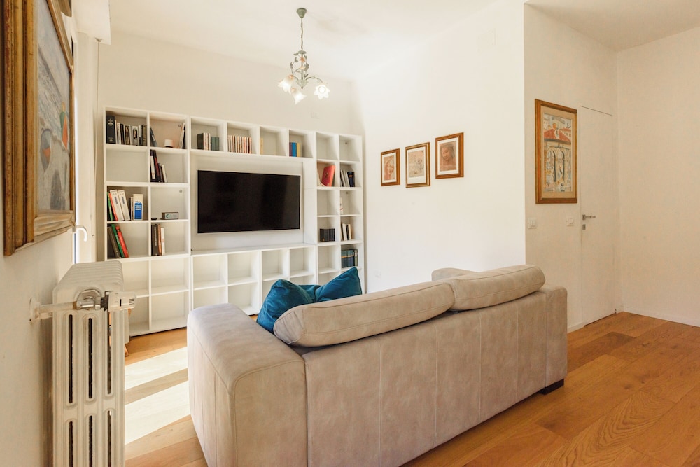 Orsini by Mmega — 4-Star Luxury Hotel in Florence, Italy