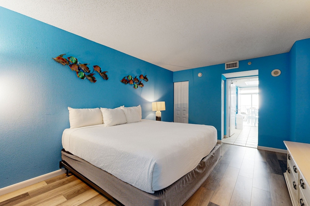 Bay Watch Resort & Conference Center - photo 14