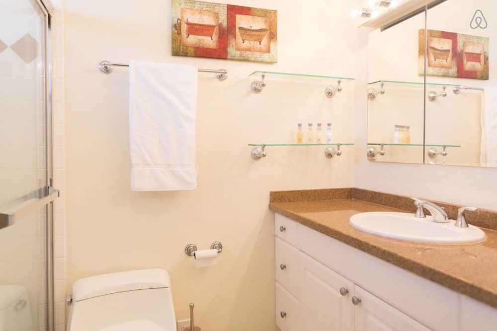 Luxurious 4BR 9m to Las Vegas Strip - photo 16