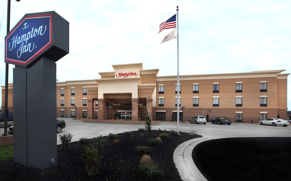 Hampton Inn New Albany - photo 68
