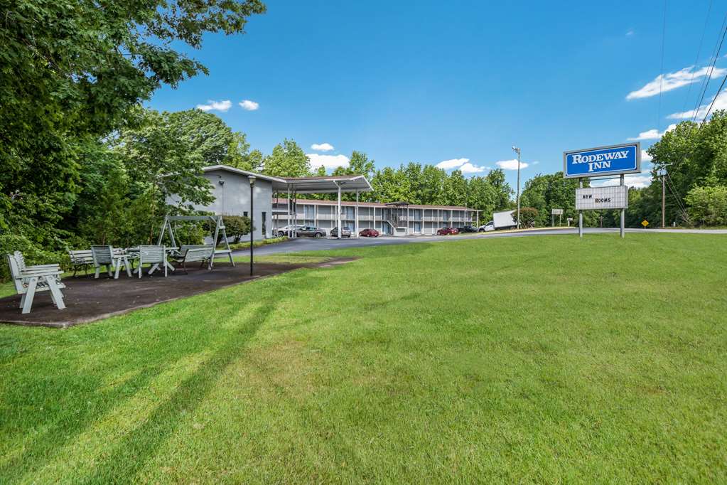 Rodeway Inn Anderson North Clemson — Anderson