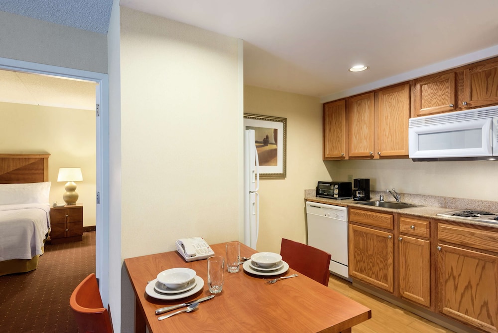 Homewood Suites by Hilton Newark Wilmington South Area - photo 18