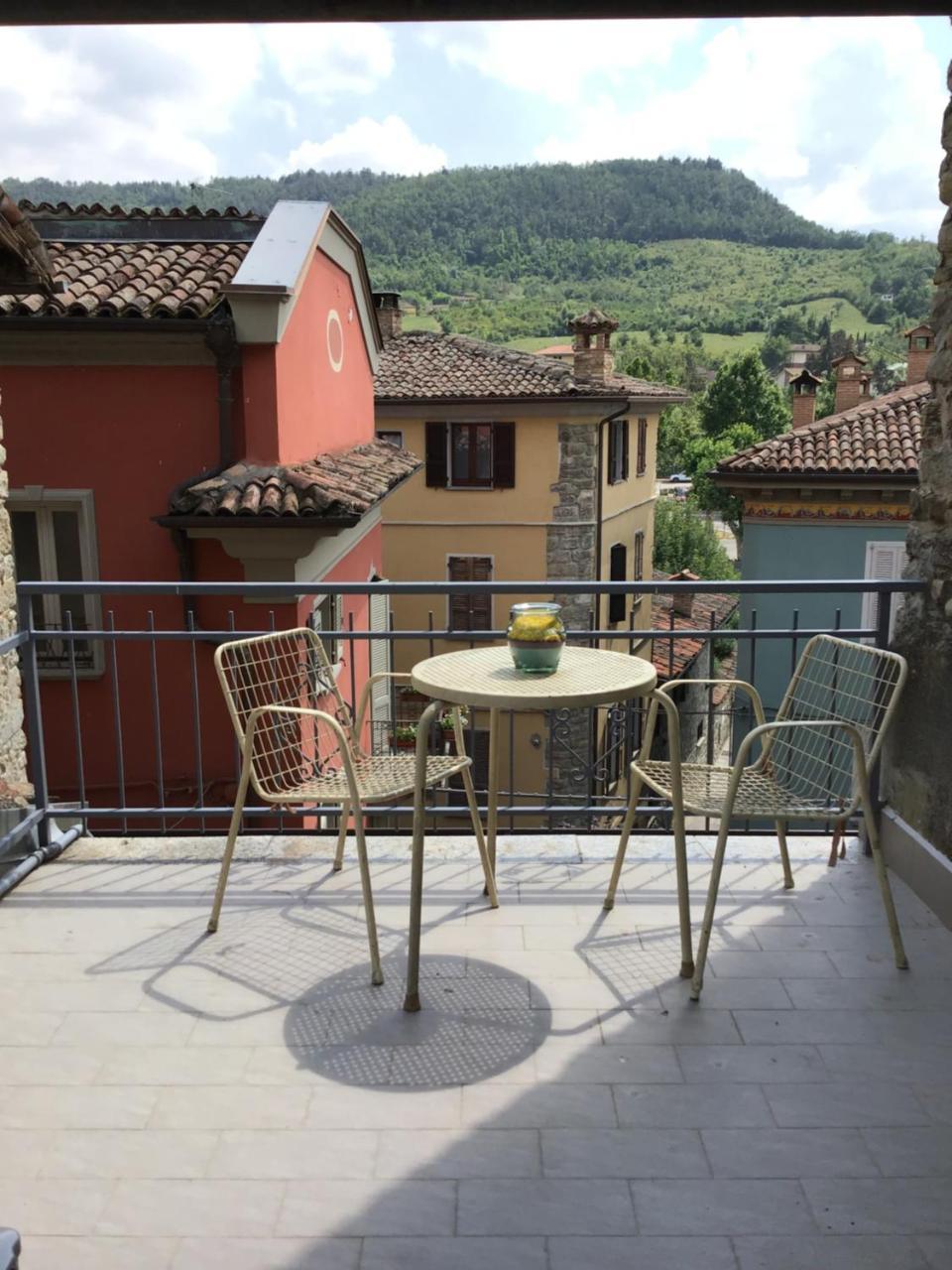 Varzi Sotto I Portici — Varzi