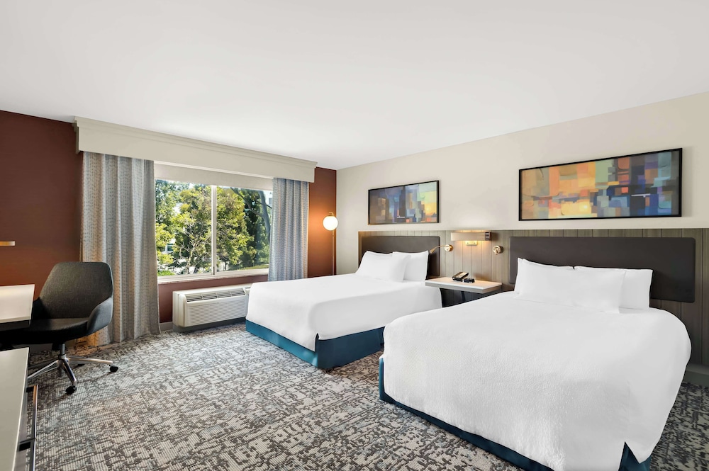 Hilton Garden Inn San Mateo - photo 10