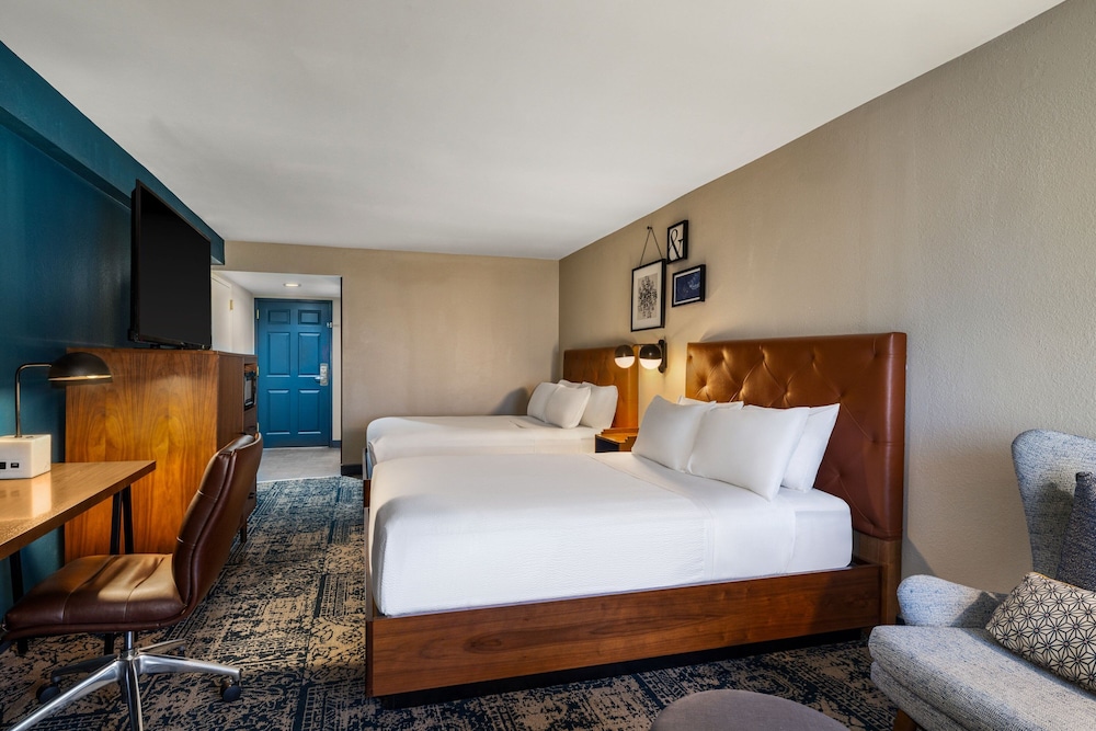 Four Points by Sheraton Greensboro Airport - photo 14