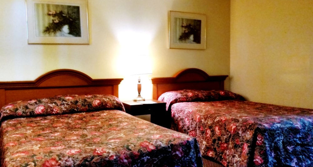 Lake Eufaula Inn - photo 13