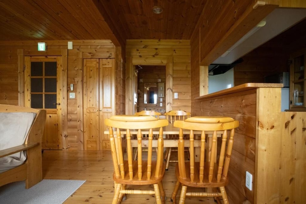 Powder Hut - last minute hotel in Unknown City