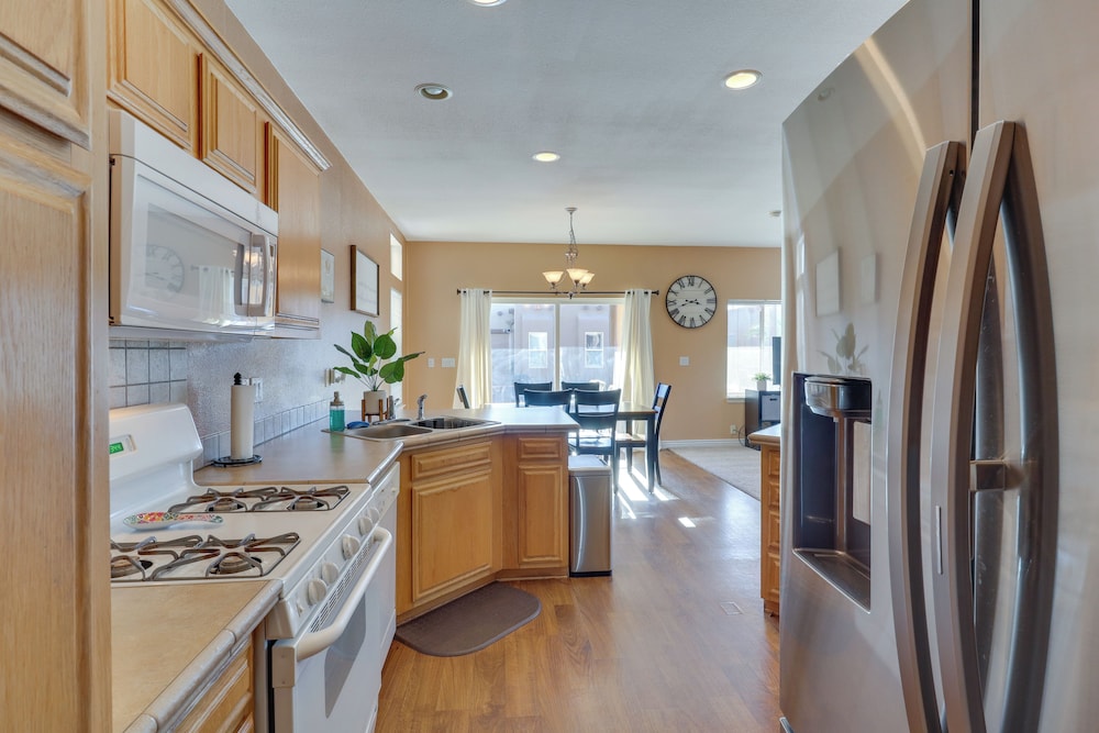Pet Friendly Needles Vacation Rental Near River — Needles — photo 4