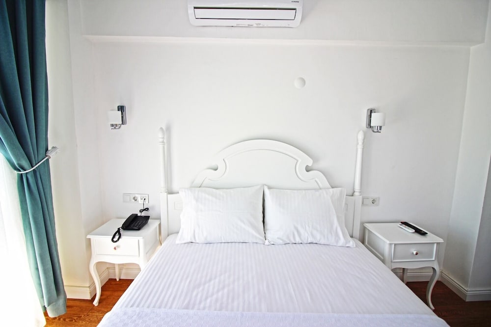 Fitoz Otel — Bozcaada — photo 3