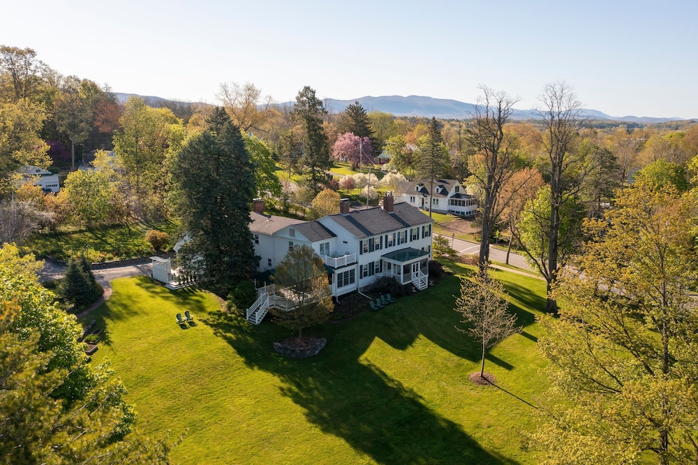 Swift House Inn - featured photo