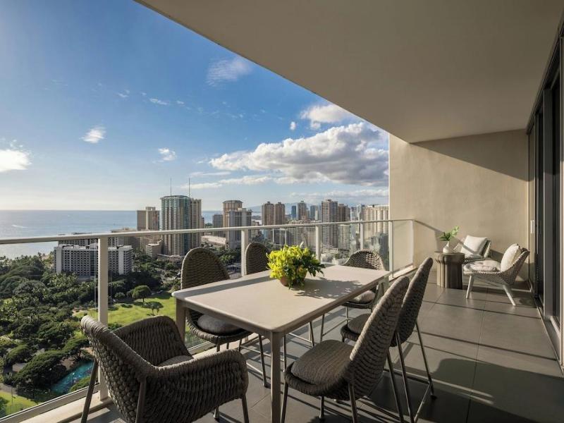 The Ritz Carlton Residences Waikiki Beach - photo 56