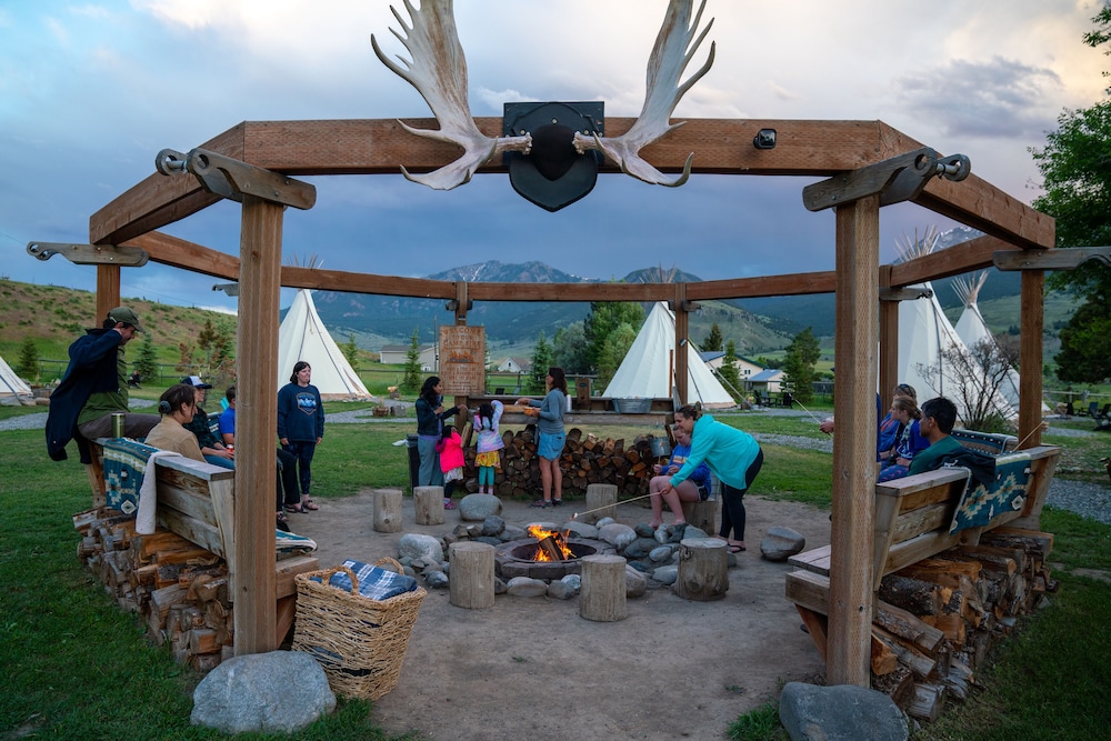 Dreamcatcher Tipi Hotel - photo 32