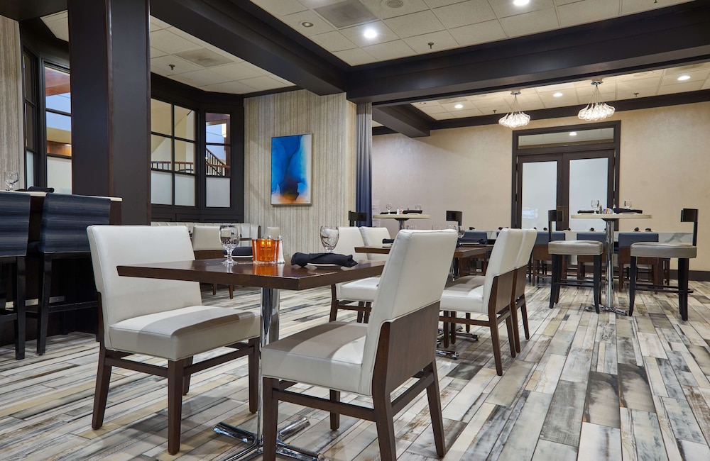 Hilton Knoxville - photo 32