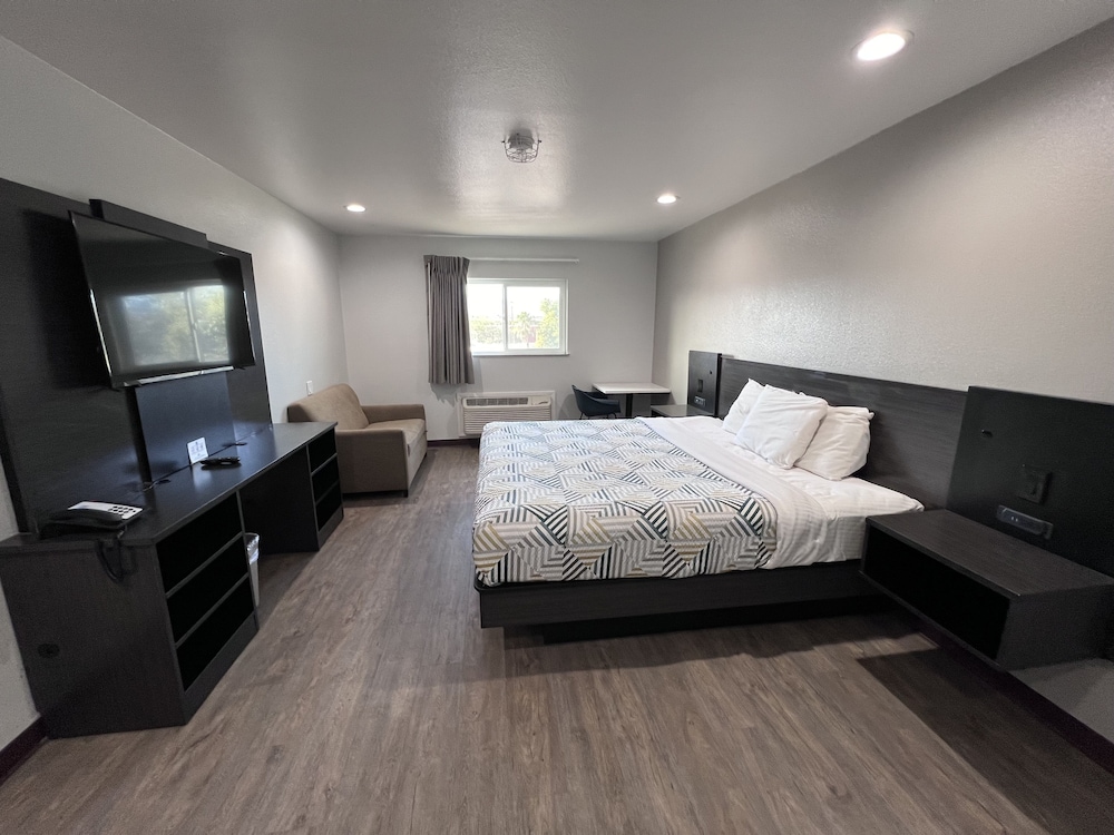 Motel 6 Bullhead City AZ - photo 8