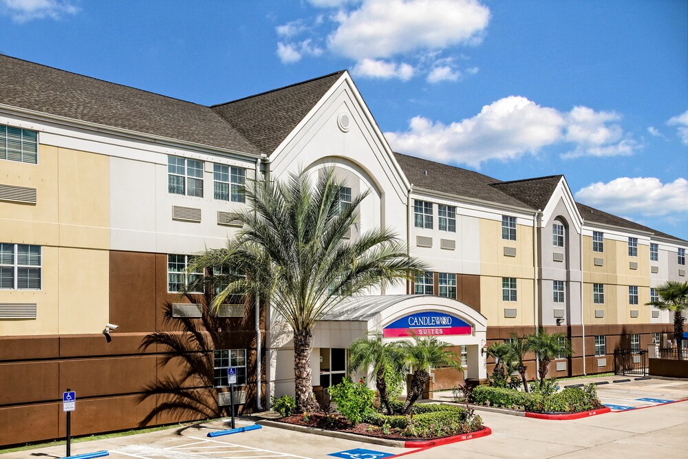 Candlewood Suites Galveston by IHG - photo 28