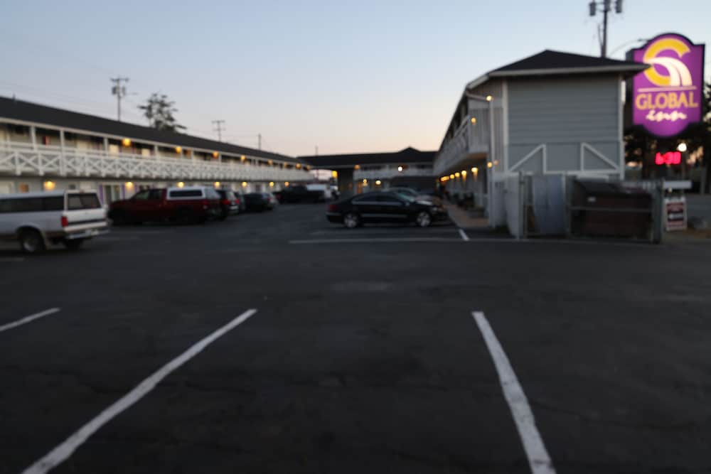 Global Inn - photo 16