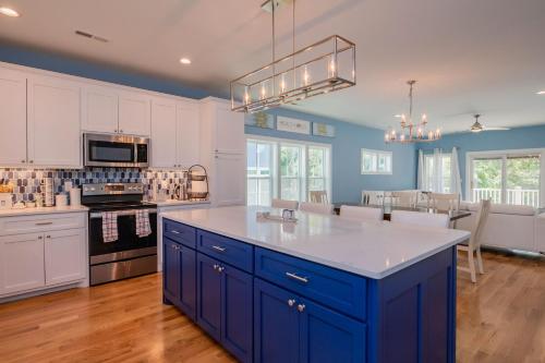 Paradise Pointe by Oak Island Accommodations - photo 20