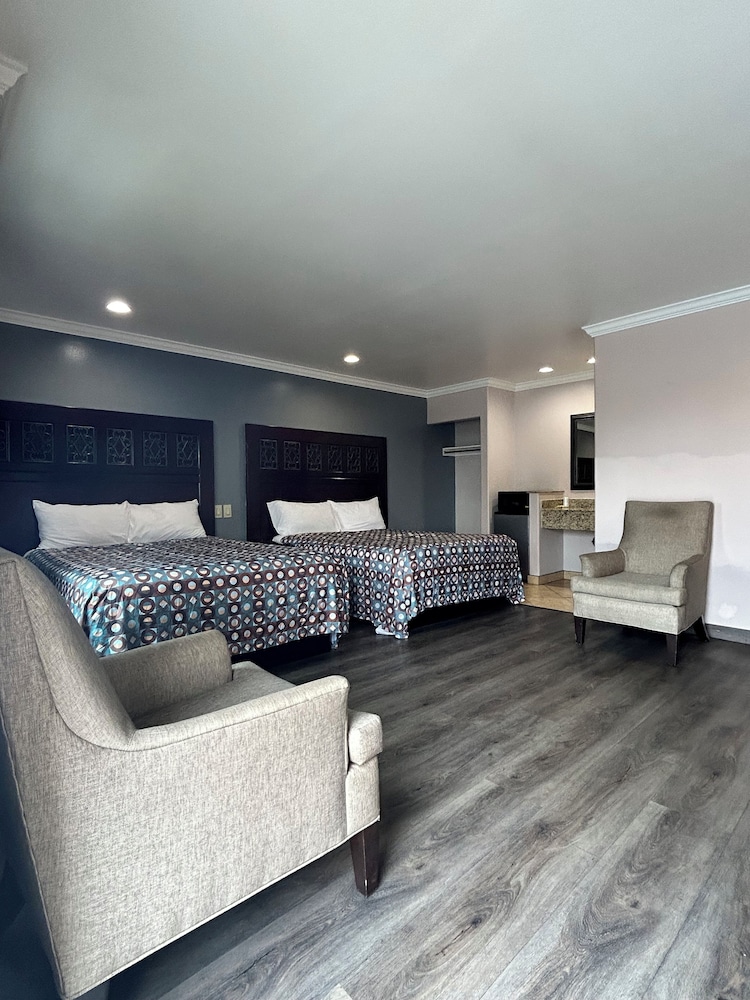 Hyland Motel - photo 10