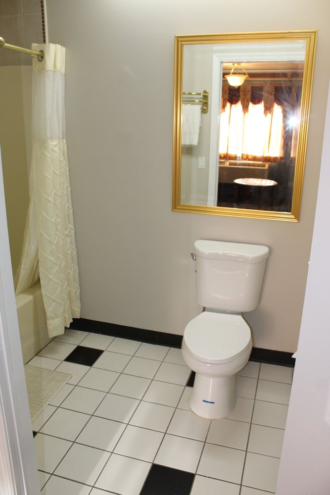 Liberty Inn Atlantic City - photo 38