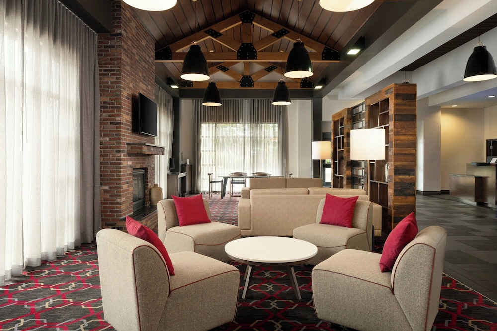Fairfield Inn & Suites by Marriott Chattanooga - photo 2