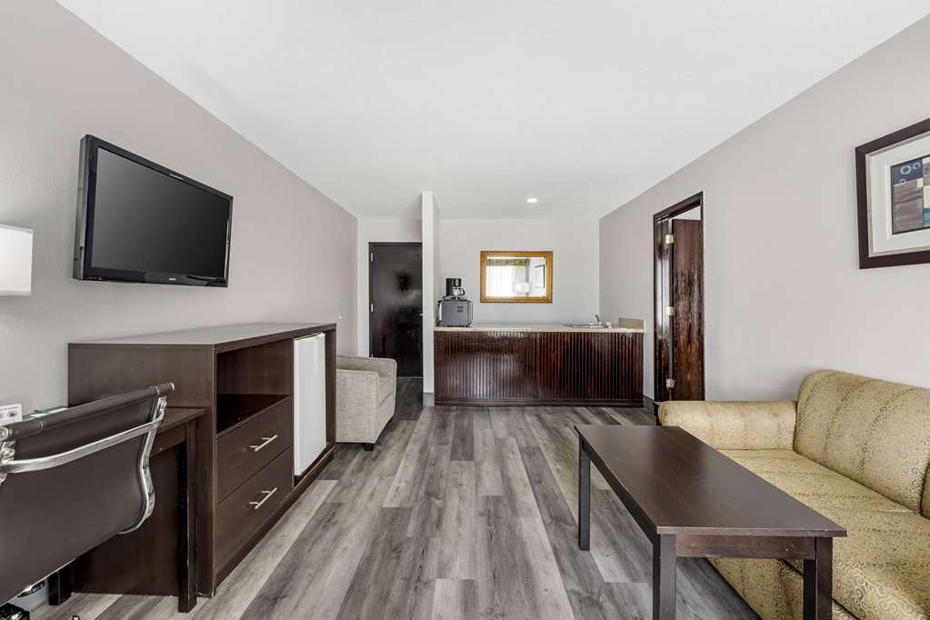 Quality Inn Siloam Springs West - photo 37