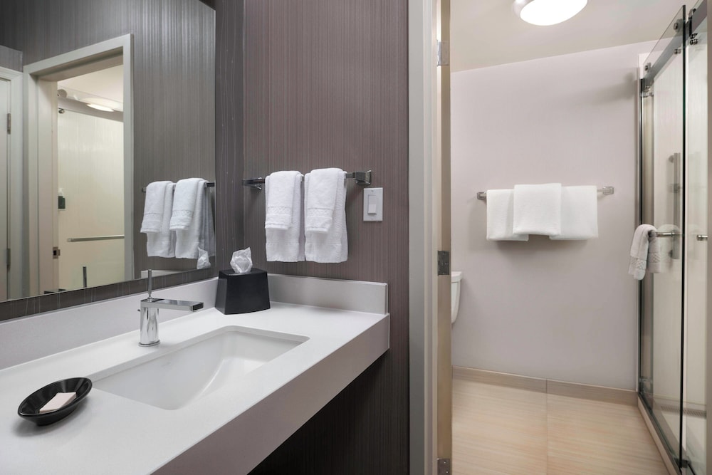 Courtyard by Marriott Phoenix Mesa - photo 17