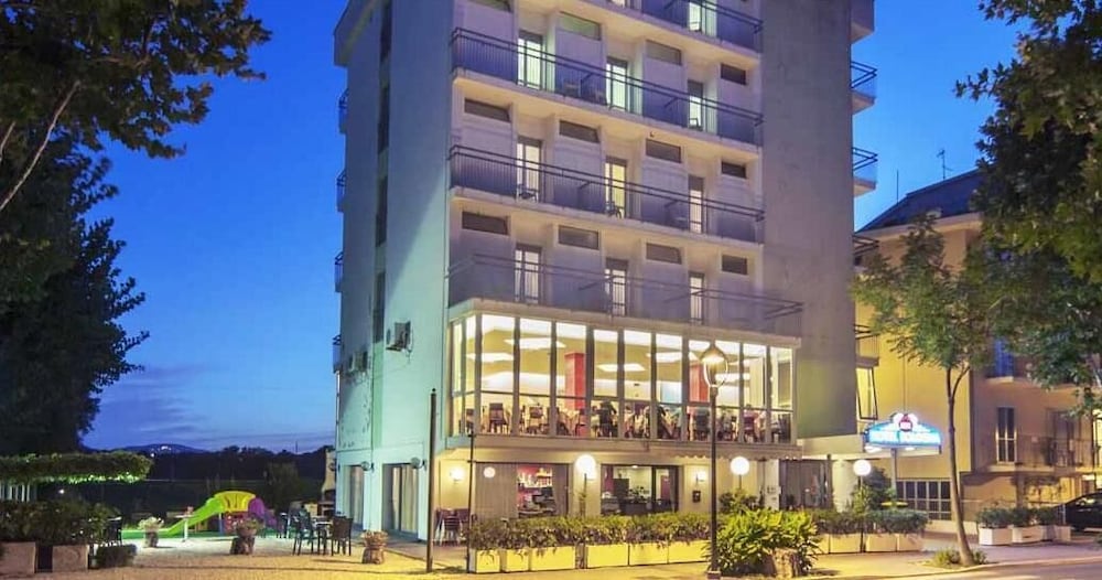 Hotel Bologna - carbon neutral hotel in Misano Adriatico
