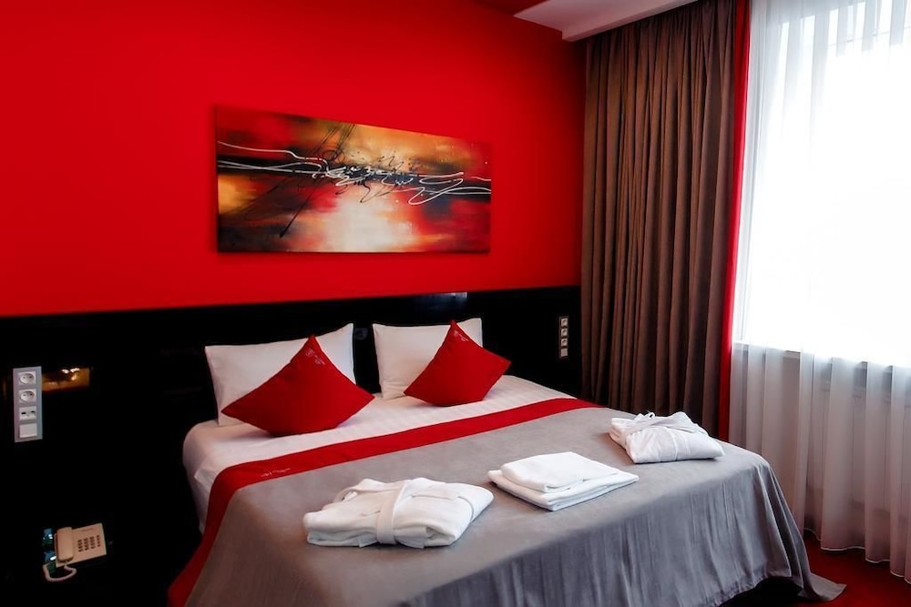 Mildom Premium Hotel - last minute hotel in Almaty