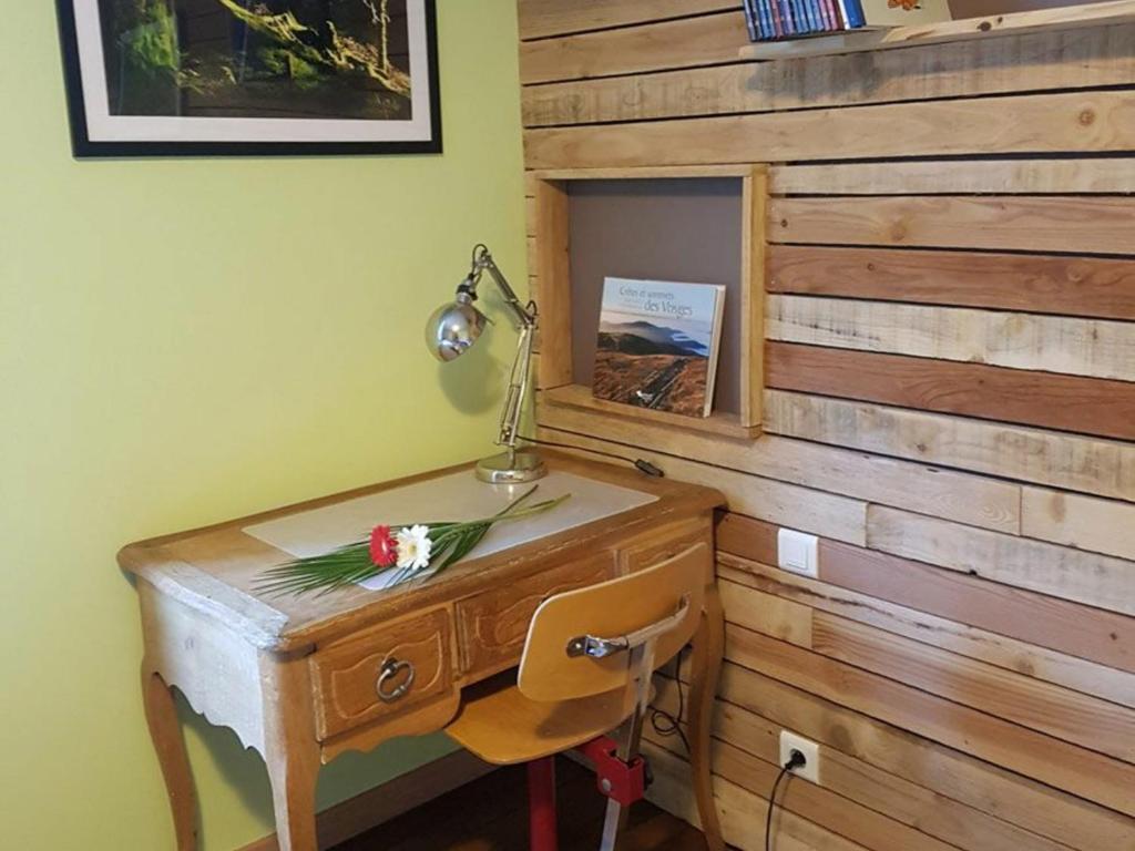 Gîte Chantraine 3 pièces 4 personnes FR 1 589 27 — 4-Star Luxury Hotel in Chantraine, France