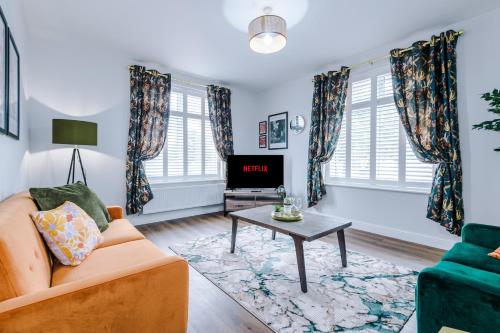 Parkview Place Serviced Apartment — 4-Star Luxury Hotel in Coventry, United Kingdom