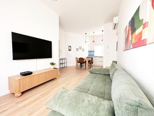 Elegantis Santa Croce Suite Apartment — 4-Star Luxury Hotel in Rome, Italy