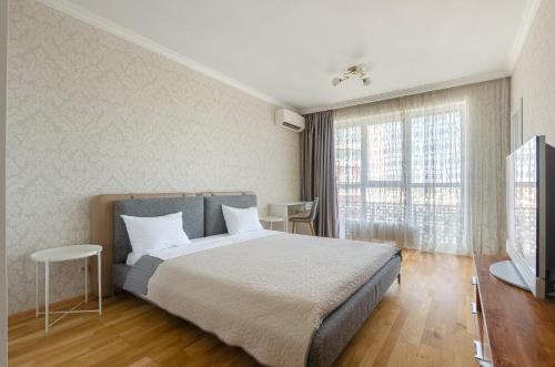 НА ВИДАЛЕННЯ 18 90Б in RC Kvartet Vasyl Lypkivskyi Street 16B Petrovdom Apartments — 4-Star Luxury Hotel in Kyiv, Ukraine