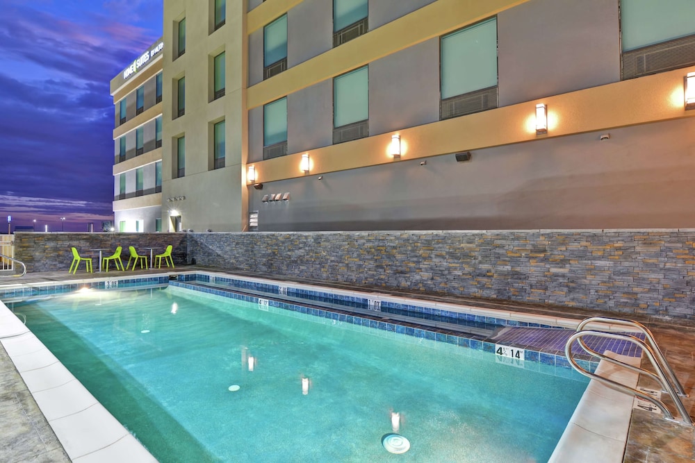 Home2 Suites by Hilton Pecos - photo 30