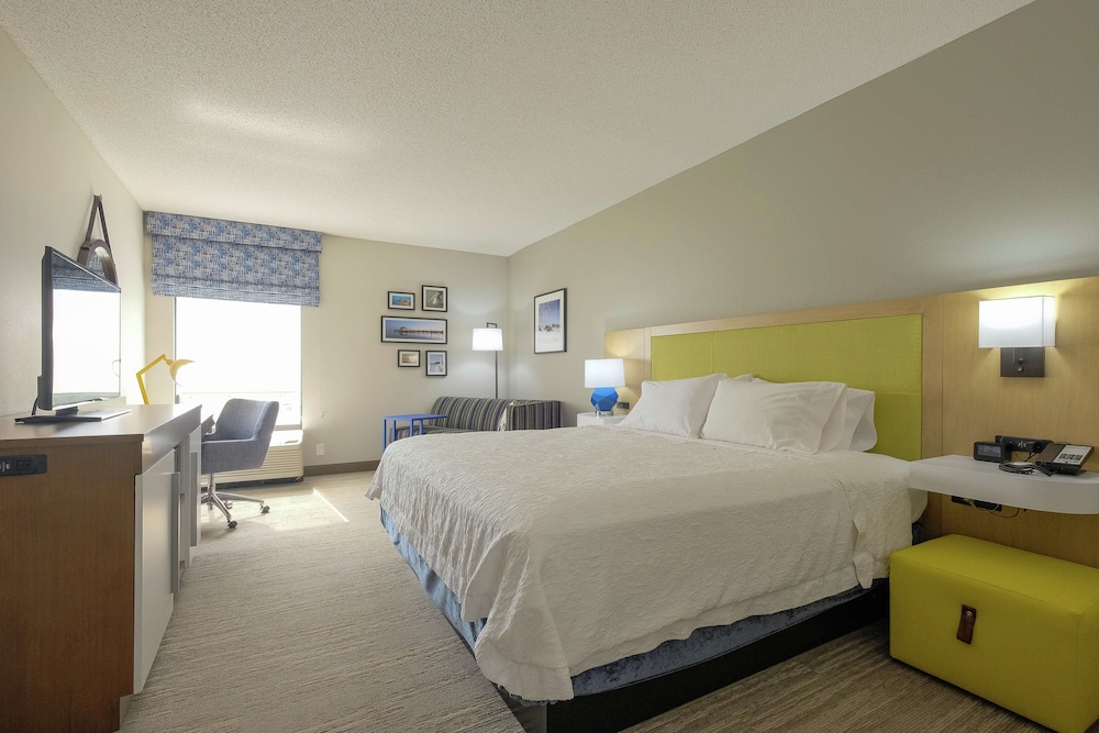 Hampton Inn Edenton - photo 36